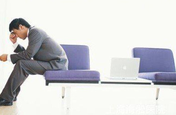导致阴茎弯曲的常见症状分析有哪些